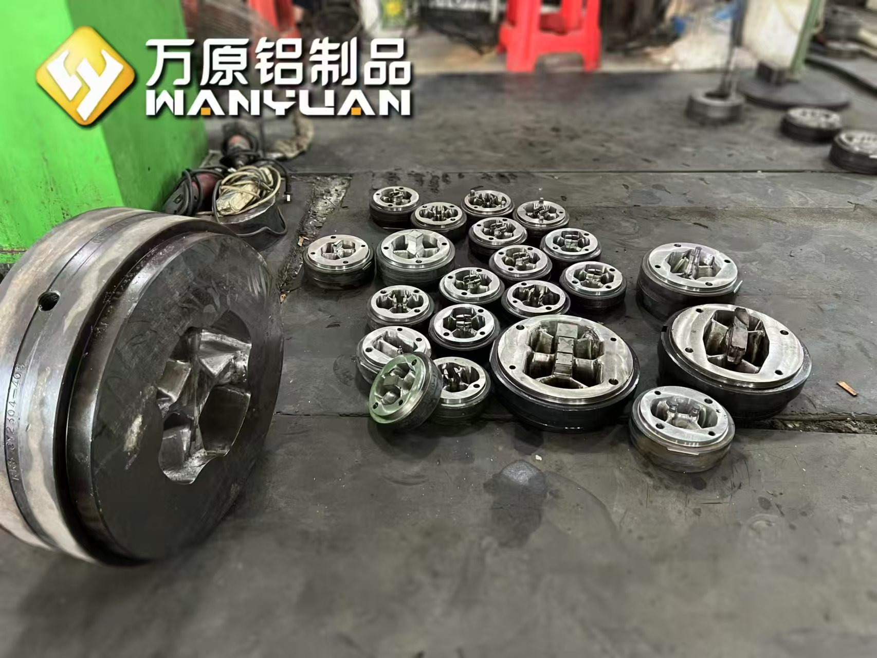 e217527493fac30a6cecb0a8e0ab41f.jpg